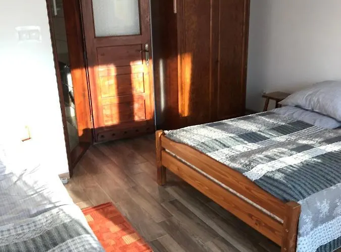 I U Piotra בית אירוח